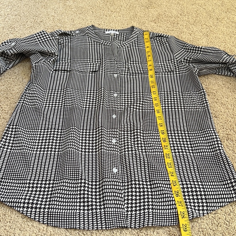 Calvin Klein Large Houndstooth Front Button Tab S… - image 5